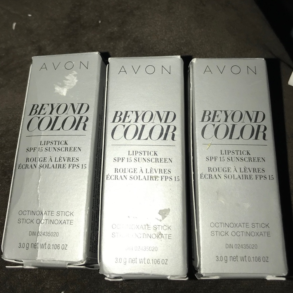 3 Avon lipsticks! Stocking stuffers 🎄